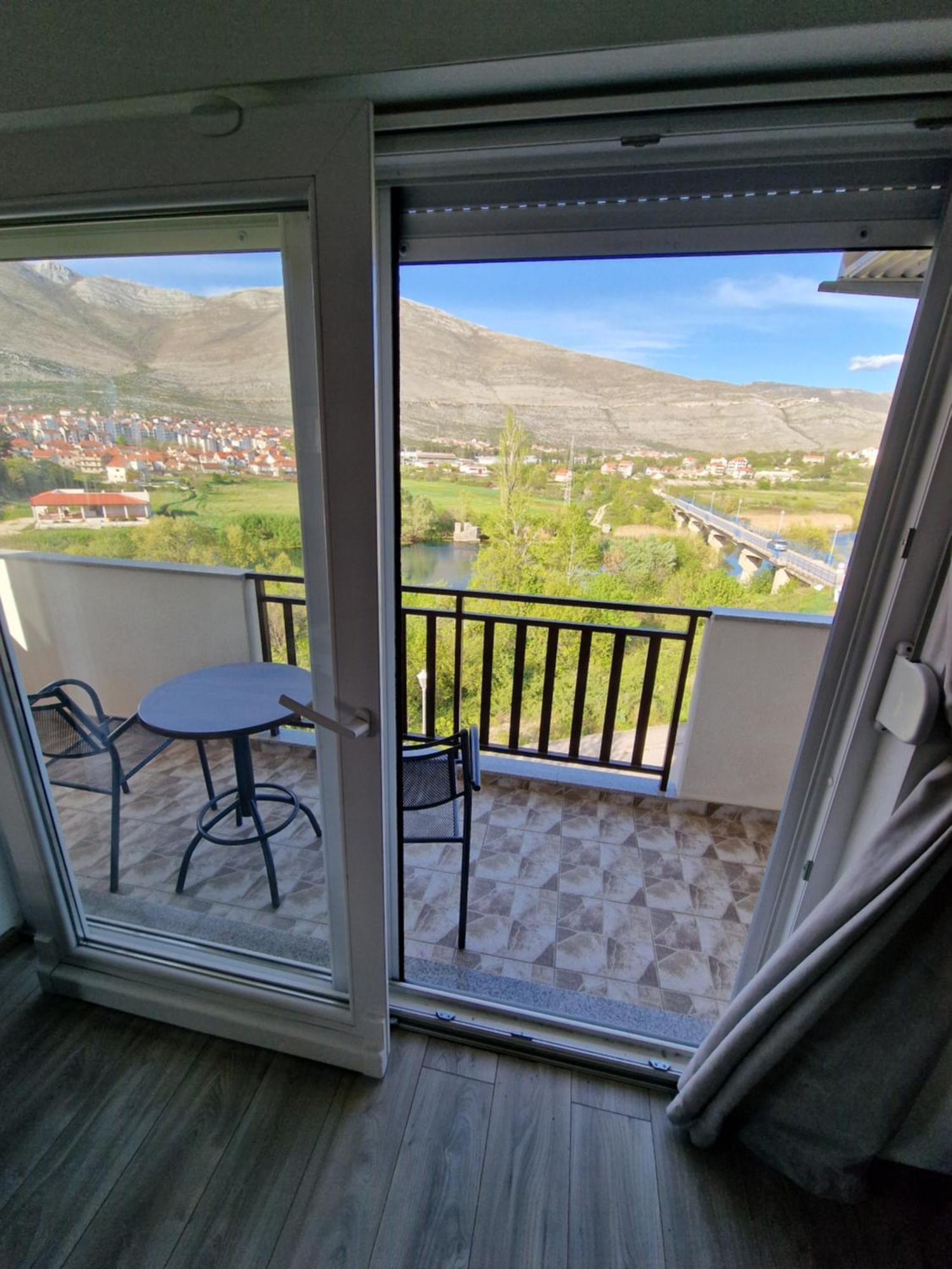 Studio Apartmani Milovic Trebinje Luaran gambar